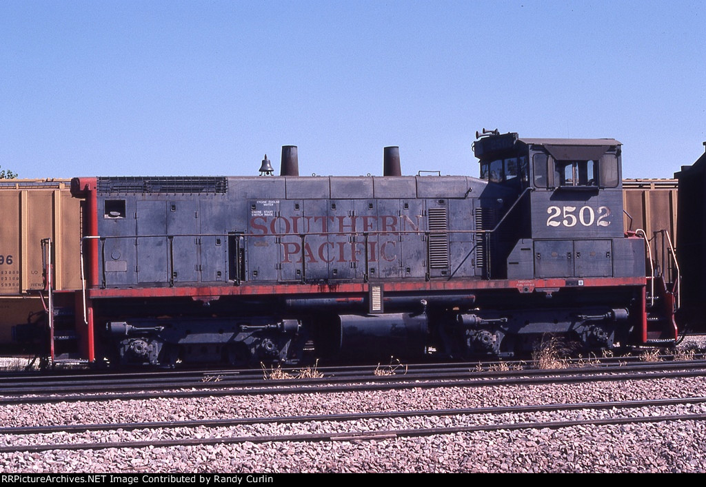 SP 2502 at Topeka